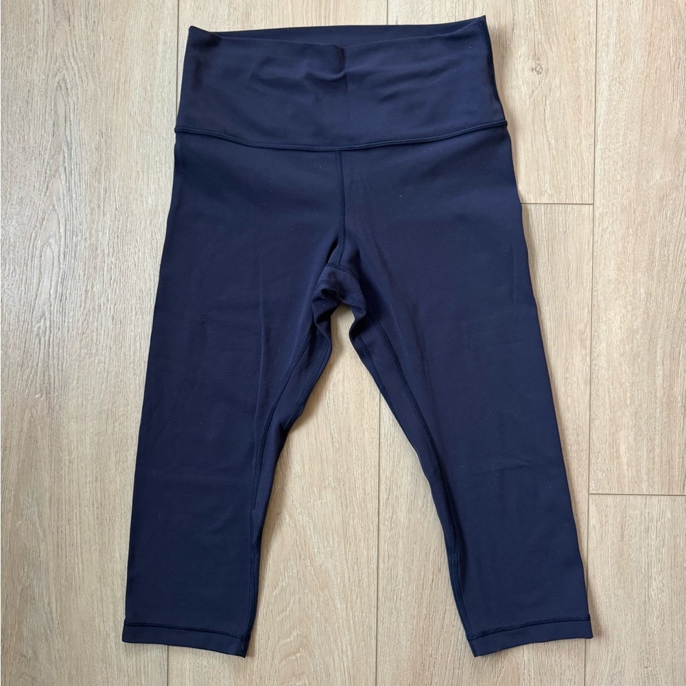 Women’s Lululemon Navy Blue Capri Leggings